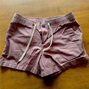 Women’s Vuori Shorts. Size small. Perfect condition